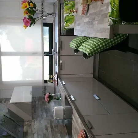 Ideal Familias Y Grupos Appartamento Vigo