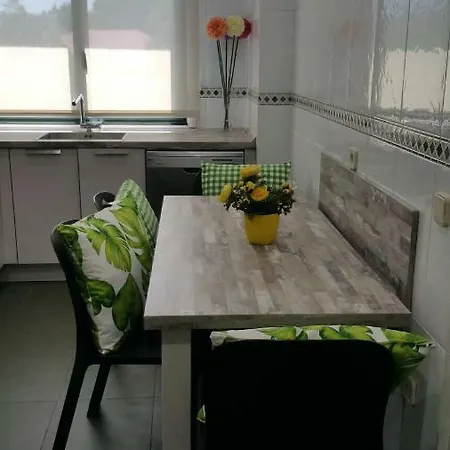 Ideal Familias Y Grupos Apartment *