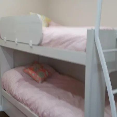 Ideal Familias Y Grupos Apartment Vigo